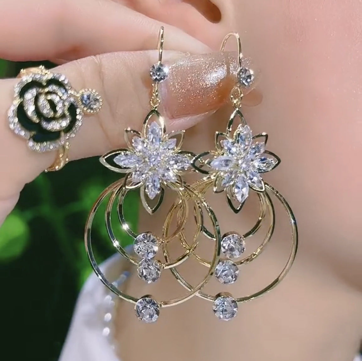 ARETES DE ARO DE CRISTAL DE ESTILO ITALIANO🪟