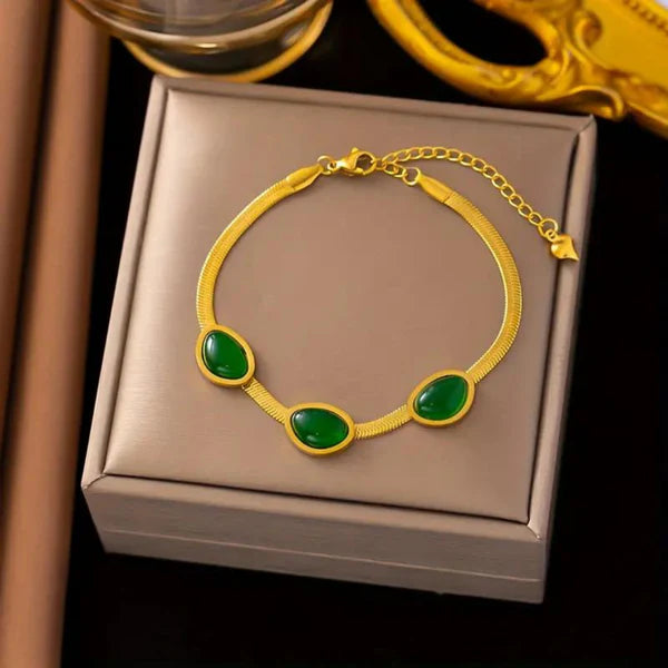 SET ESMERALDAS: COLLAR, PULSERA Y ARETES DE LUJO