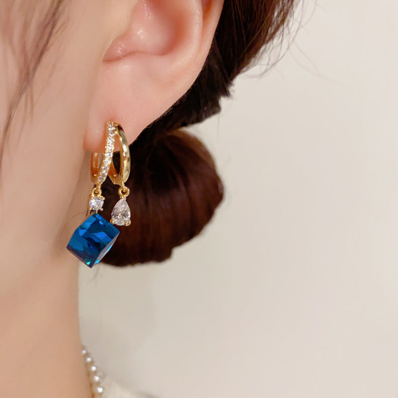 Aretes de Cubo Cristal Azul