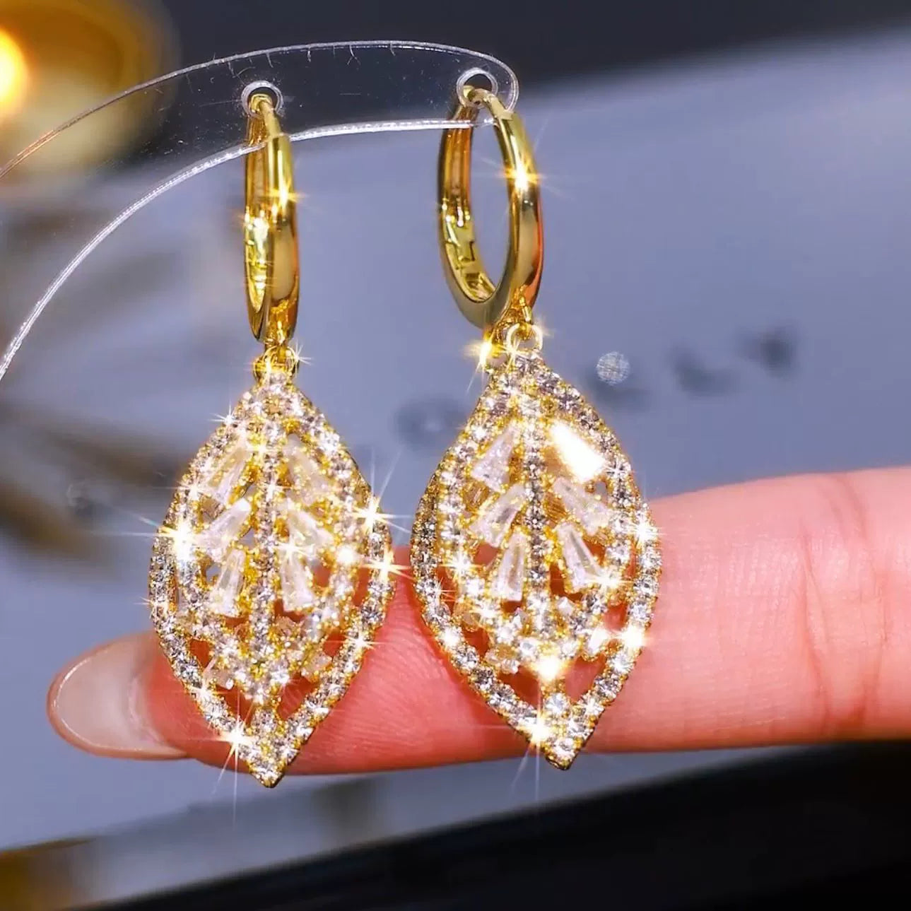 Aretes Pétalo Radiante