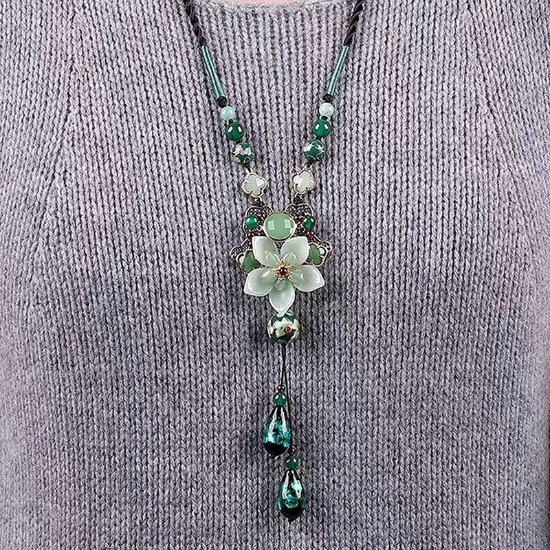 ✨ COLLAR LARGO VERDE CELESTIAL
